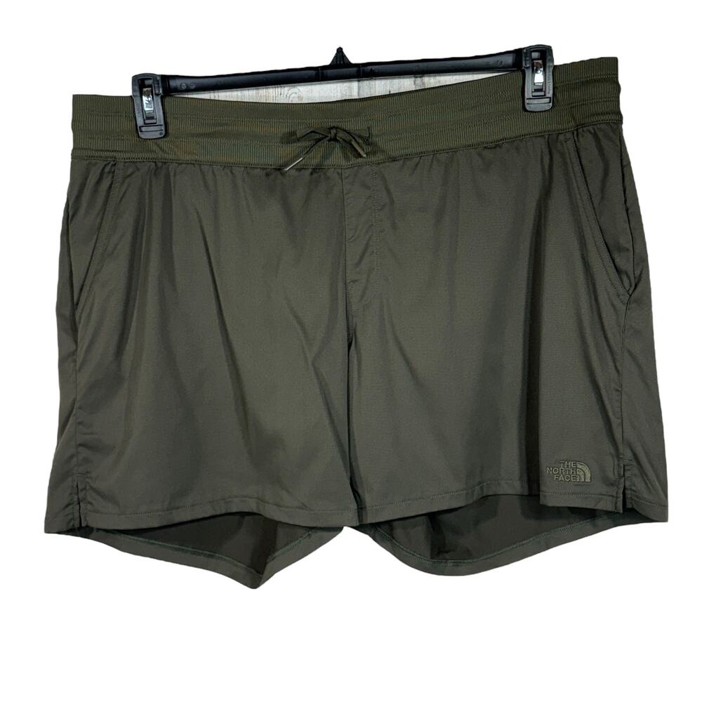 Athleta SZ 26 Trekkie Bermuda 2.0 Shorts Ripstop Fabric Stretch Pockets Green